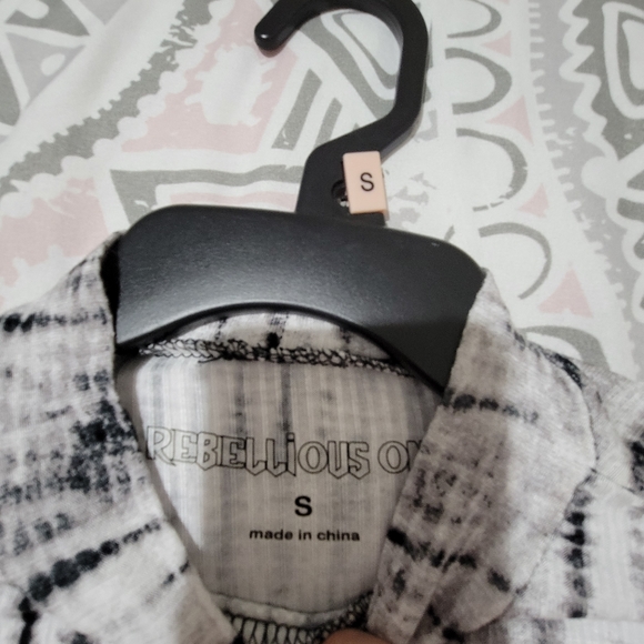 Marble Top - Picture 4 of 4